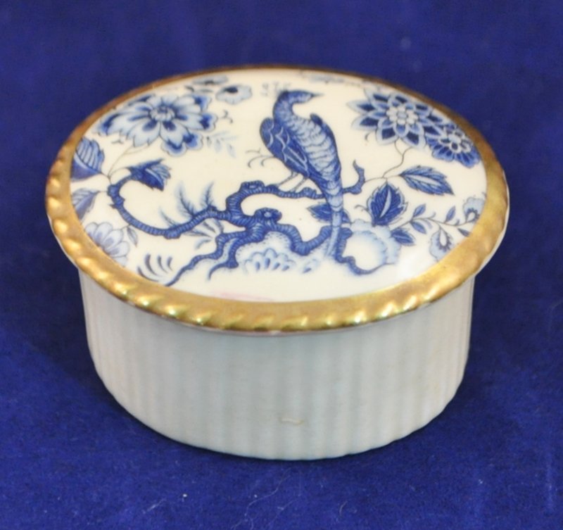 AYNSLEY PHOENIX PILL RING TRINKET COBALT BLUE BOX: Here we present a fine bone china Phoenix Aynsley Pill / Ring / Trinket Box , delicately hand painted in a striking cobalt blue with a gilt border. The mark has been used by Aynsley and Sons since 189