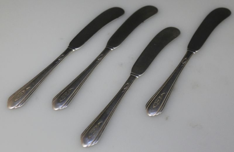 4 PC STERLING SILVER TOWLE LADY DIANA BUTTER SPREADERS: Lot of 4 Solid Sterling Silver flat handle Butter Spreaders in the Classic Lady Diana Pattern circa 1930. Art Deco Etched Monogram "A". These are the older solid sterling ones. Simple, elegant and sle