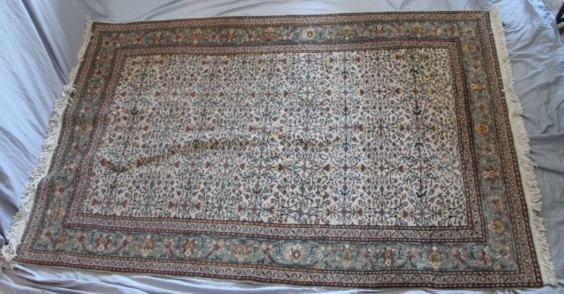VINTAGE PERSIAN WOOL ROOM RUG CARPET 7.5X5: Vintage Persian Oriental Wool Room sized Carpet / Rug. Soft muted colors cream, greens, golds,browns. Very good condition. *Provenance: Dr. Douglas D. Ashley Estate, Charleston SC To Ship folded Weigh