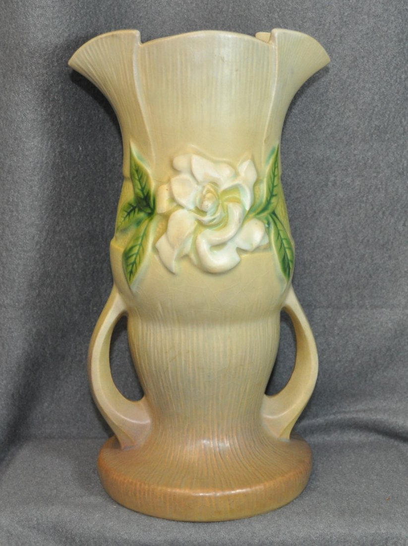 ROSEVILLE POTTERY 685-10 INCH GARDENIA HANDLED VASE XW - Mar 30, 2014