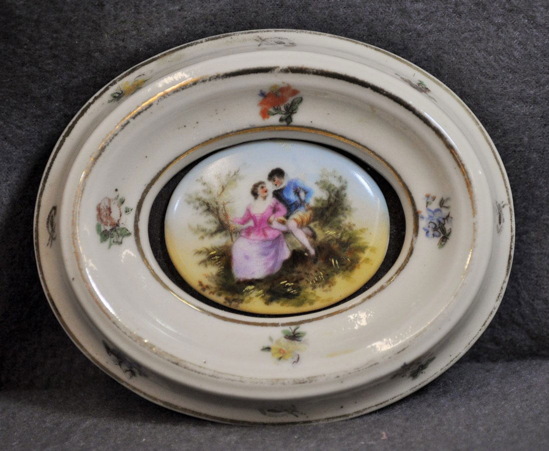 FRENCH 1900 HP PORCELAIN LADY'S OVAL COURTING TRAY XJ: We are exceptionally pleased to present this ca. 1900-1910 French hand painted floral porcelain oval frame and courting scenic button, travelling dresser pin / ring & earrings tray. Please pay close a