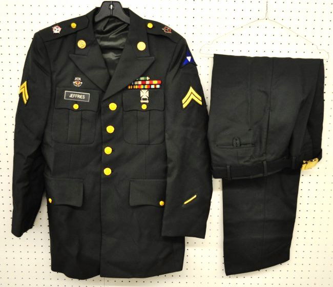 US ARMY CORPORAL JEFFRIES GREEN DRESS UNIFORM MEDALS XW - 2