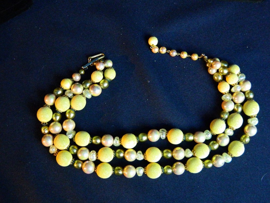 1950s LEMON YELLOW SUGAR MULTI LUCITE BEAD NECKLACE XR: This incredible Vintage Necklace was difficult to capture on camera, the yellow color is shown best in the first photo and the next largest beads are the pearl color shown. This triple strand Lucite N