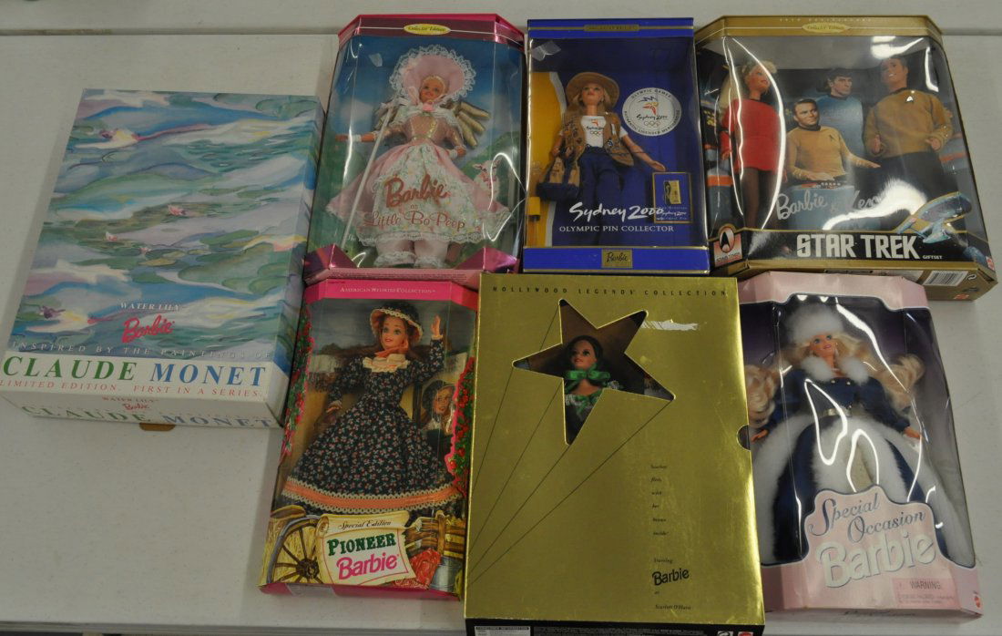 BARBIE KEN DOLLS 7 ORIG BOX MONET SCARLETT STAR TREK XK: We are pleased to offer this collection of seven Barbie Dolls in their original boxes for your consideration. We have the gorgeous Water Lily Barbie, inspired by the paintings of Claude Monet (1997) -
