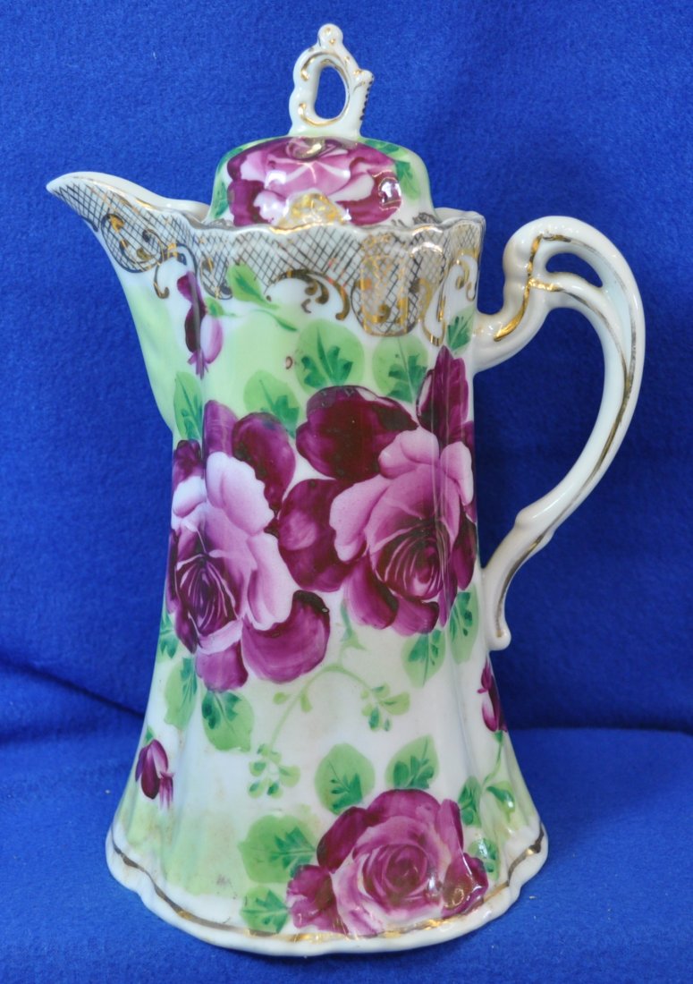 1930s GERMAN PORCELAIN HP PURPLE ROSES CHOCOLATE POT XW: The AEAA is very pleased to offer this fine 1930s German porcelain blank, hand painted purple tea roses chocolate pot. The purple roses are just stunning, and this lobed & tapered pitcher features lov