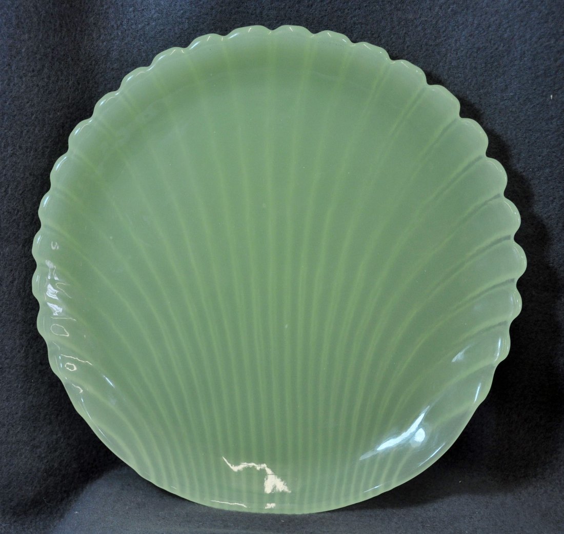 1930 S REICH Co URANIUM OXIDE CUSTARD CLAM SHELL DISHXV: The AEAA is very pleased to present this next piece of valuable Vaseline / Opalescent Vaseline glass from the respected Loren (Butch) Morse collection. This lot represents the last of several scarce &