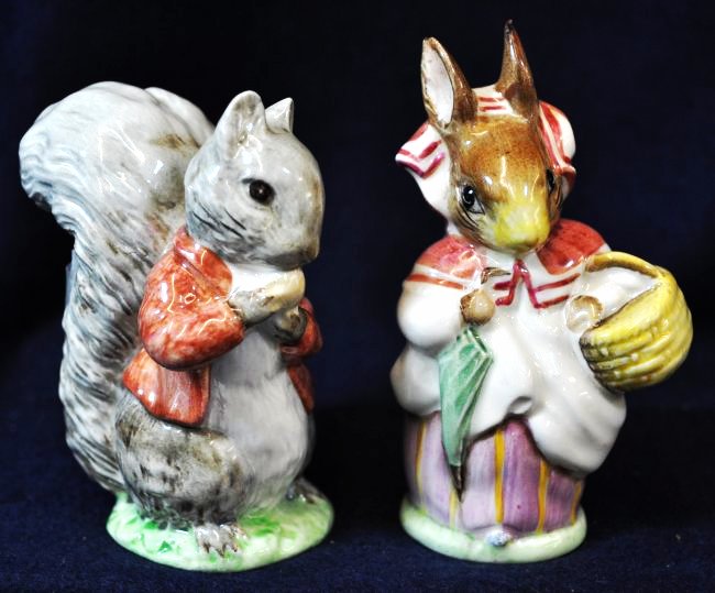 BESWICK BEATRIX POTTER TIMMY TIP TOES + MRS RABBIT XT: The AEAA is very pleased to present this pair of 1950s Beatrix Potters figurines, in the form of a valuable Beswick Timmy Tip Toes squirrel and a contract potted Mrs Rabbit. Timmy carries the proper F