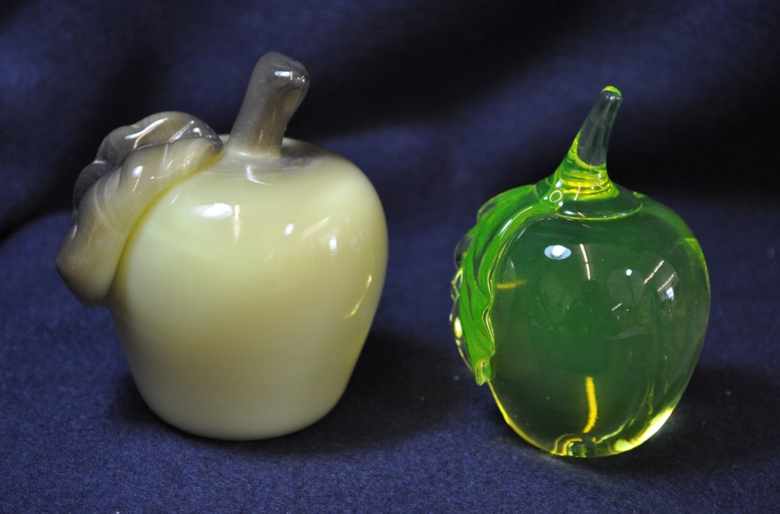 1999 GIBSON VASELINE, 1992 BOYD CUSTARD GLASS APPLES XV: The AEAA is very pleased to present this next pair of valuable Vaseline Opalescent glass from the respected Loren (Butch) Morse collection. This lot represents a 1999 Gibson Glass hand blown, Vaseline