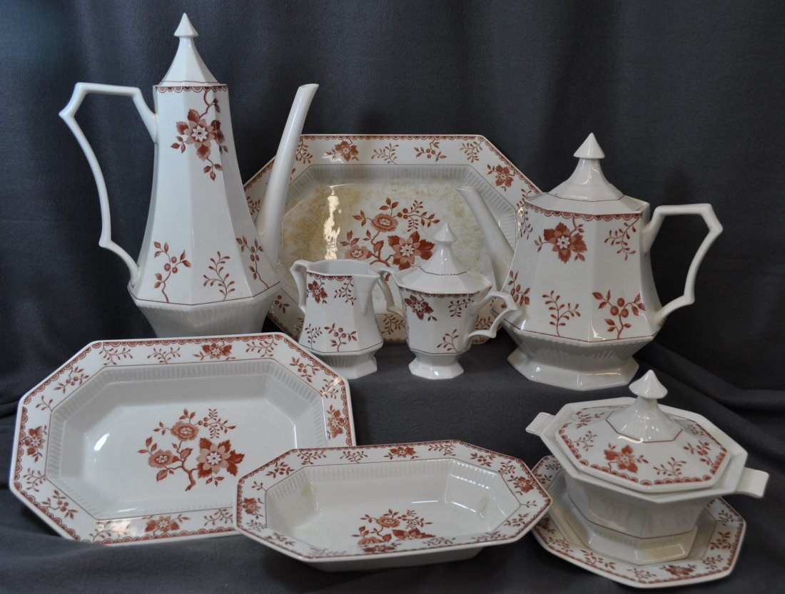 6 PC INDEPENDENCE IRONSTONE BITTERSWEET CHINA XT: Here is a Vintage Collection of 1776 Bittersweet Independence China with a fascinating history that includes Coffee Pot w/lid, Teapot w/lid, creamer, sugar w/lid, gravy w/ lid and under-plate, octagon
