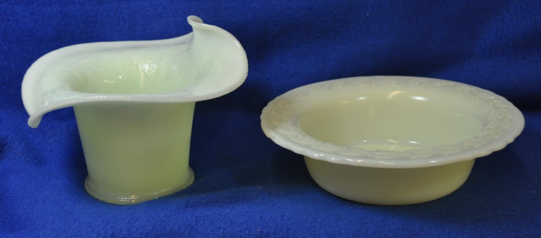 1908 FENTON CUSTARD JIP HAT VASE, McKEE LEAF BOWL XV: The AEAA is very pleased to present this next pair of valuable Custard Glass (Green Uranium) items from the respected Loren (Butch) Morse collection. This lot represents a stunning Blackberry rim patt