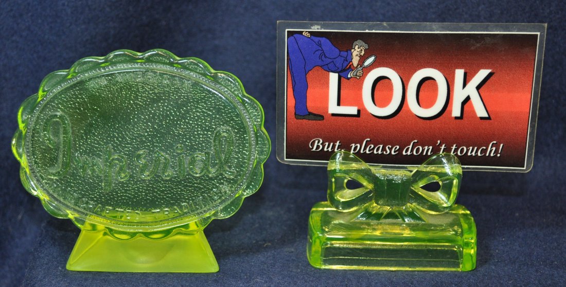 1970s VASELINE IMPERIAL BOYD BOW TIE STORE DISPLAYS XV: The AEAA is very pleased to present this next pair of valuable Vaseline glass items from the respected Loren (Butch) Morse collection. This lot represents a stunning 1970s Imperial Glass oval scallope