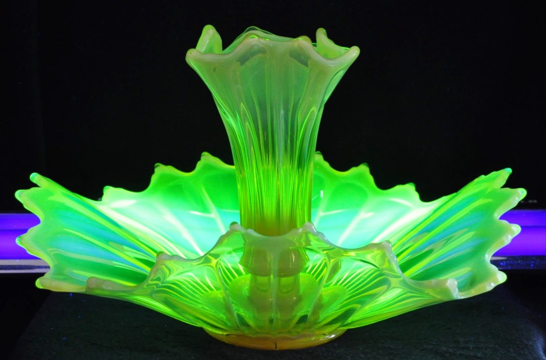 FOSTORIA HEIRLOOM #1515/364 VASELINE GLASS EPERGNE XV: We are proud to offer this Fostoria Opal Yellow Vaseline Glass large Epergne. This stunning blown glass creation is Fostoria Heirloom pattern, #1515/364, produced from 1960-1961. This scarce glass pie