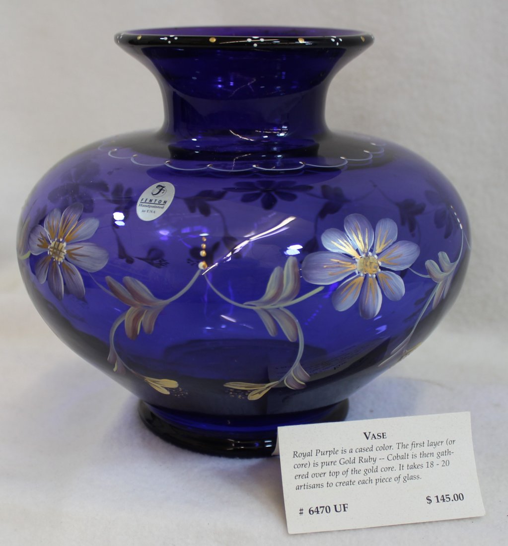 FENTON RARE ROYAL PURPLE BULBOUS ROUND VASE SIGNED XW (1 of 9)