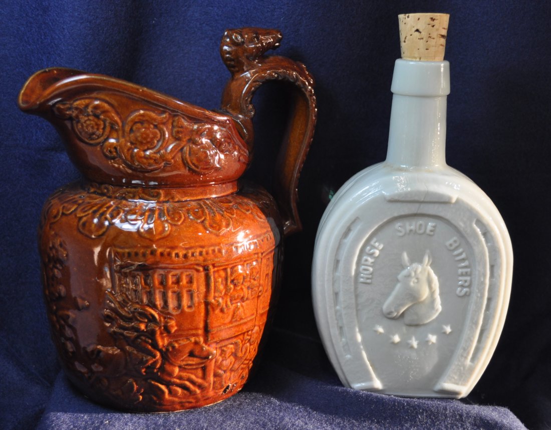 1900 ROCKINGHAM HUNT PITCH HORSE SHOE BITTERS BOTTLE XW (1 of 9)
