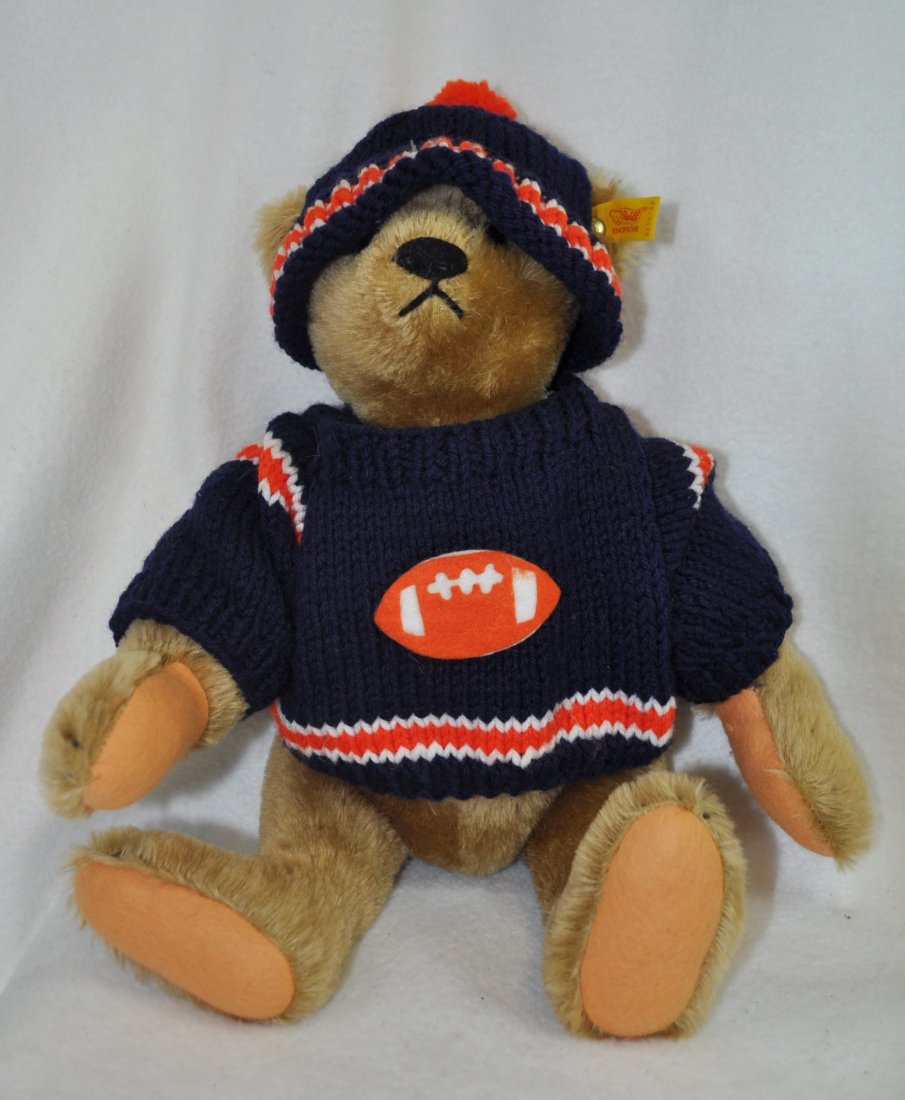 STEIFF MOHAIR BUTTON EAR LTD ED VICTORIAN BEAR 0156/36: The following treasure is from the living estate of Ailene & Buddy Ford; noted dealers and lifelong collectors of exceptional antique & vintage heirlooms. Presented for your consideration this preciou