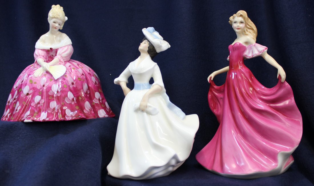 LOT 3 ROYAL DOULTON FIGURINES VICTORIA MARGARET EMMA (1 of 9)