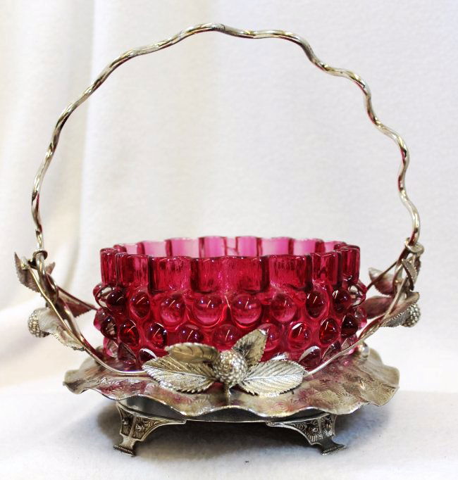 1886 HOBBS BROCKUNIER RUBY DEW DROP #323 BRIDES BASKET (1 of 10)