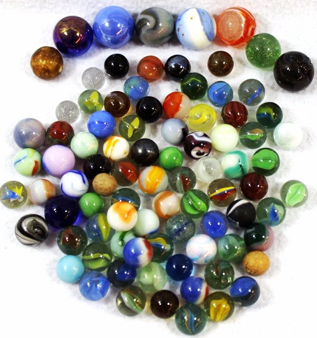 80-90 1920+ VINTAGE MACHINE MARBLES 1/2, 5/8, 3/4, 7/8 (1 of 5)