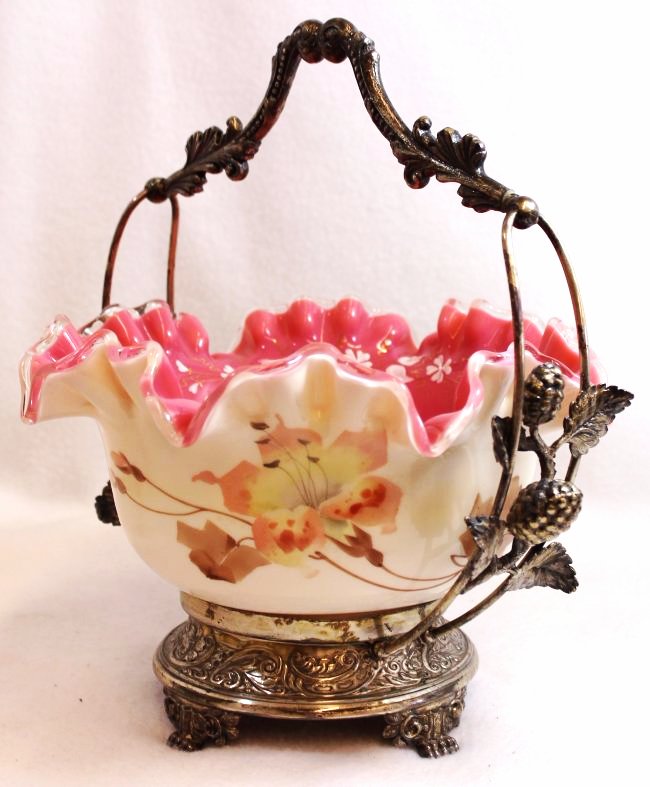 1890s MT WASHINGTON / PAIRPOINT SIGNED BRIDES BASKET (1 of 10)