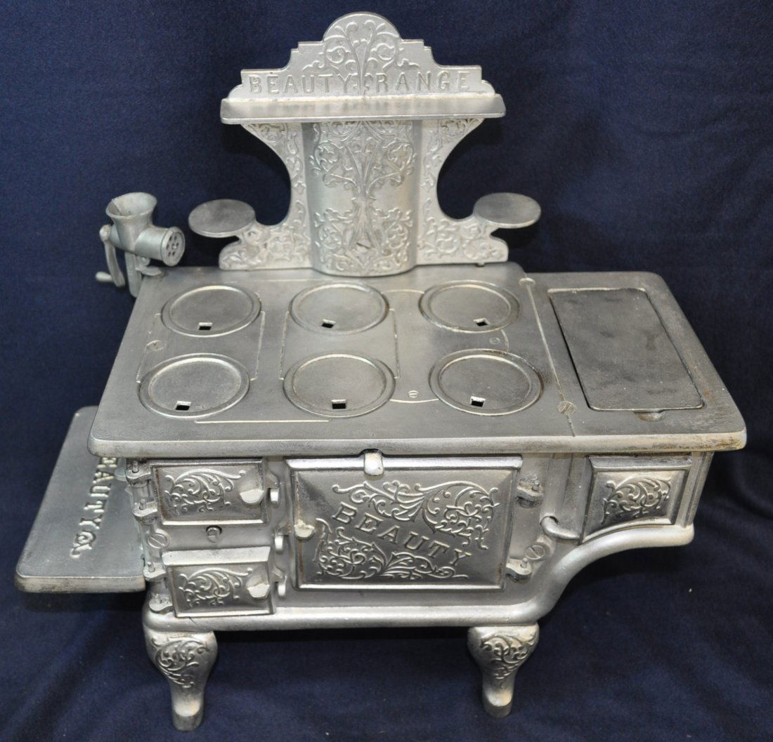 RARE KENTON BEAUTY RANGE WOOD STOVE SALESMAN SAMPLE (1 of 10)