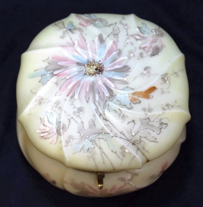 1894+ SCARCE WAVE CREST 6 BAND HELMSCHMIED NECKLACE BOX (1 of 9)