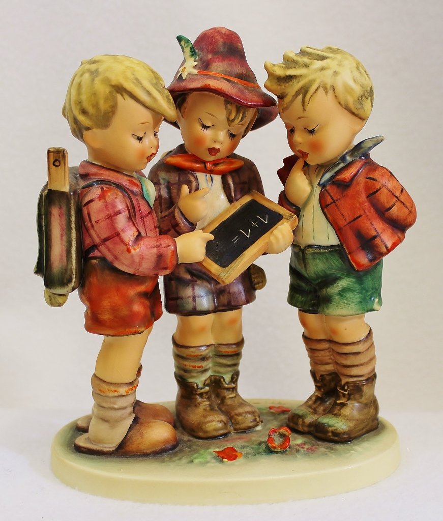 VINTAGE GOEBEL HUMMEL 7.25 IN SCHOOL BOYS 170/1 TMK 5 (1 of 8)