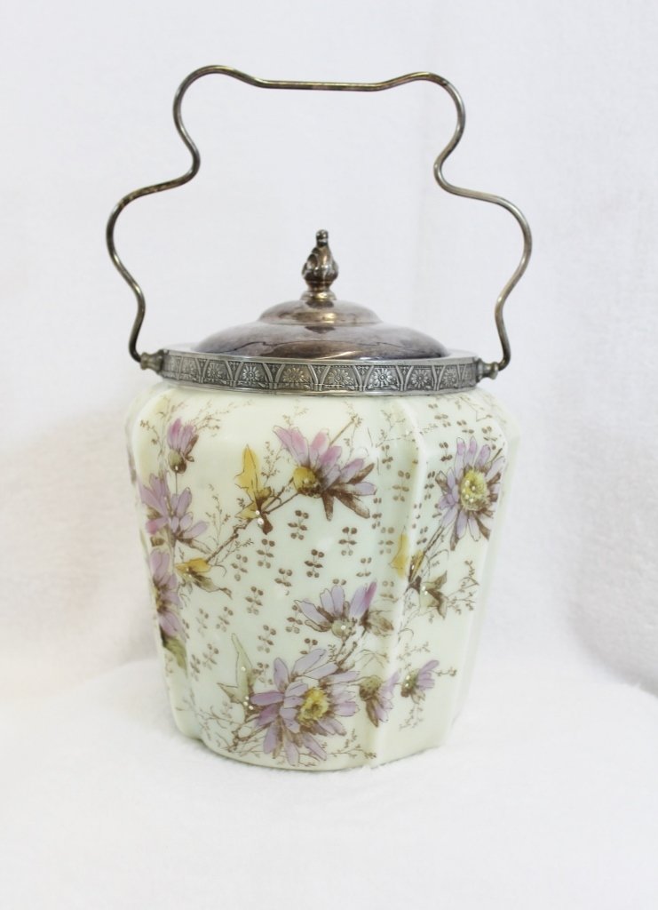 1906-08 WAVE CREST LAVENDER DAISY RIBBED BISCUIT JAR (1 of 10)