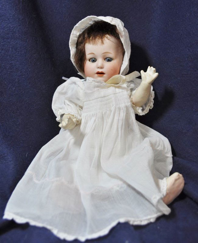 HEUBACH GERMAN BISQUE 1912 TODDLER DOLL 10 INCH (1 of 8)