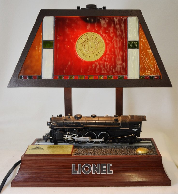 1990s LIONEL FULL ELECTRIC ANIMATED NYC TRAIN DESK LAMP