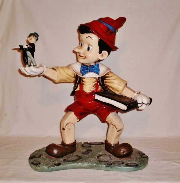 LG 26 IN DISNEY FIBERGLASS DISPLAY SCULPTURE FIGURE (1 of 7)