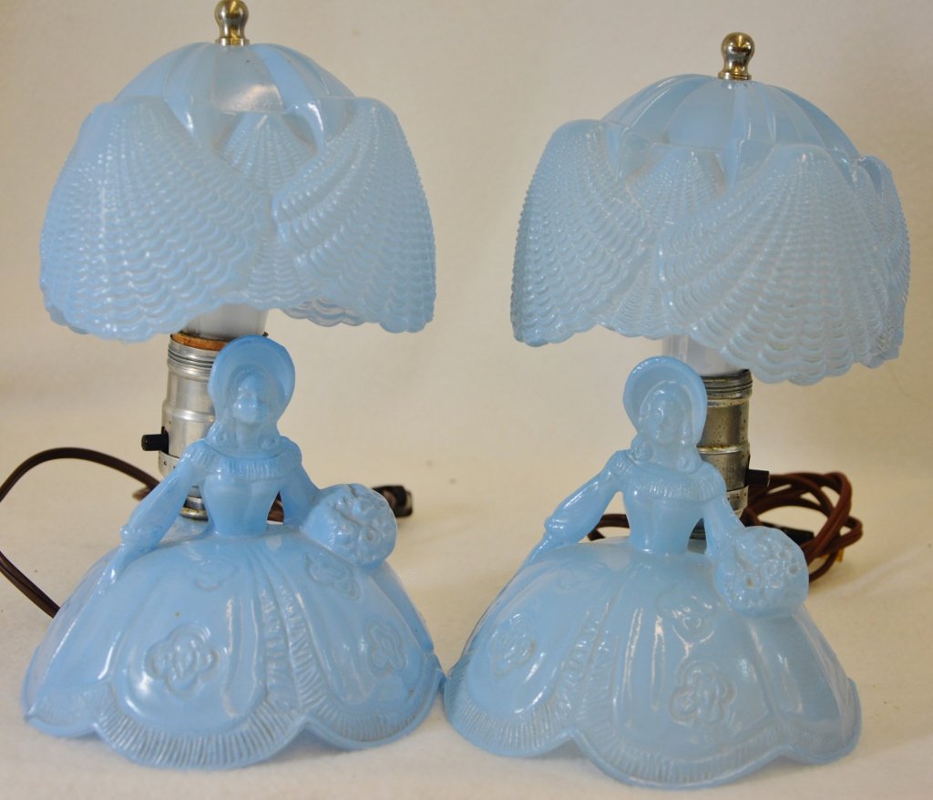 1940s L.E. SMITH SOUTHERN BELLE LADIES BOUDOIR LAMPS (1 of 7)