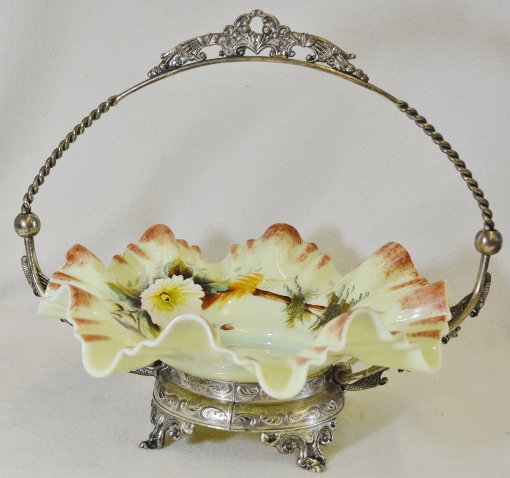 1910 BOHEMIAN HB, PAINTED CUSTARD (URANIUM) BRIDES BOWL (1 of 9)