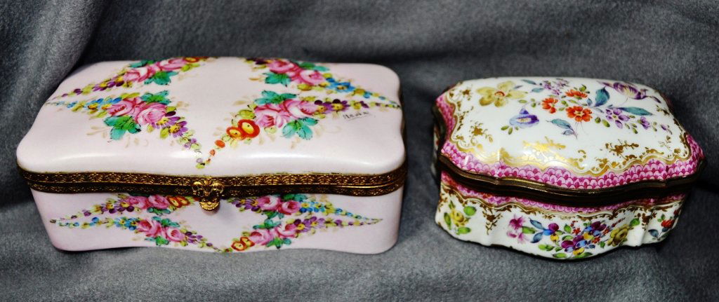 1930s HP FRENCH LADIES PORCELAIN BRACELET BOXES (1 of 7)