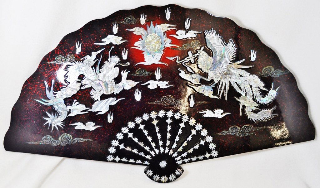 CHINESE WOODEN INLAID & LACQUERED WALL PLAQUE FAN (1 of 5)