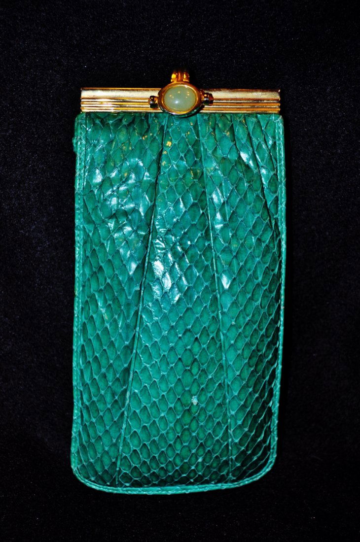 JUDITH LEIBER GREEN SNAKESKIN JADEITE CASE (1 of 7)
