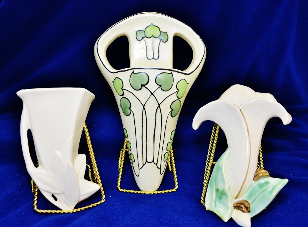 1940s  McCOY & 1950s JAPANESE HP PORCELAIN WALL POCKETS (1 of 5)