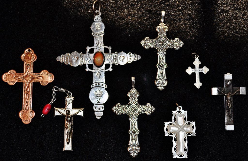 CROSS PENDANT LOT STERLING COPPER MOP CRUCIFIX 8 PC (1 of 8)