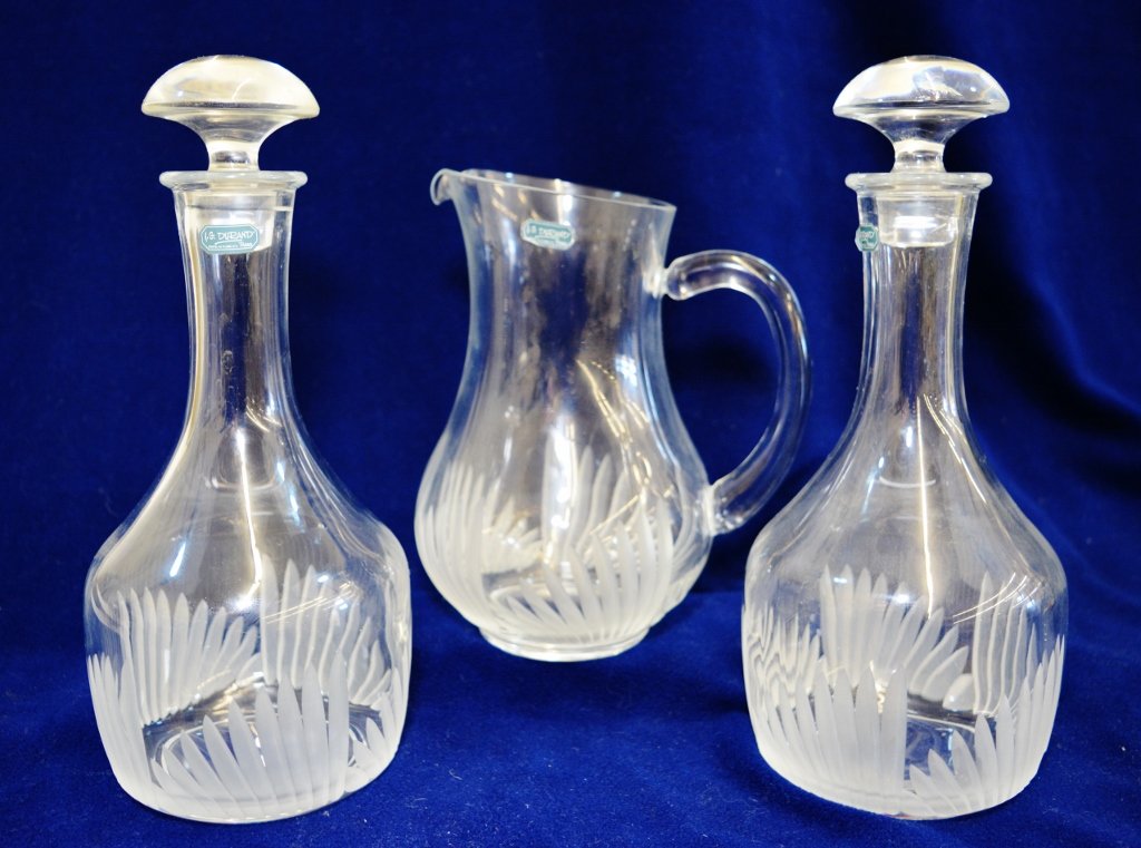1980s J.G. DURAND LEADED CUT CRYSTAL PITCHER, DECANTERS: WE SHIP! The AEAA is pleased to offer this handsome group of (3) French, J.G. Durand 1980s 24% cut leaded crystal tapered bulbous pitcher with deep cut saw grass base, and two matching whiskey / wine