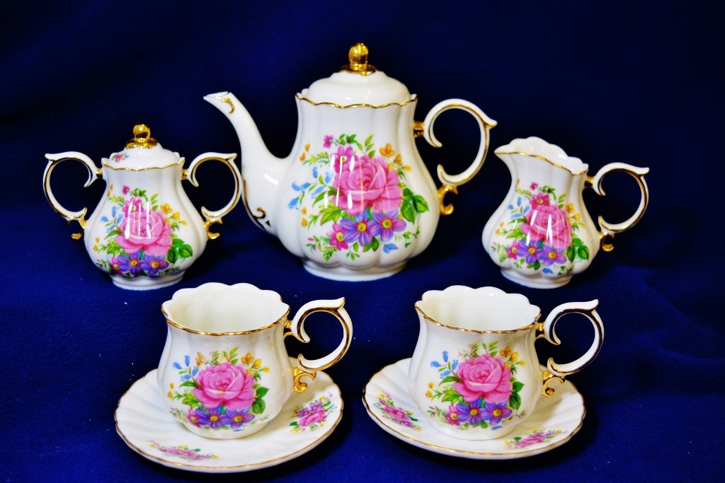1980s CHILDRENS FLORAL PORCELAIN DOLL TEA SET (1 of 4)