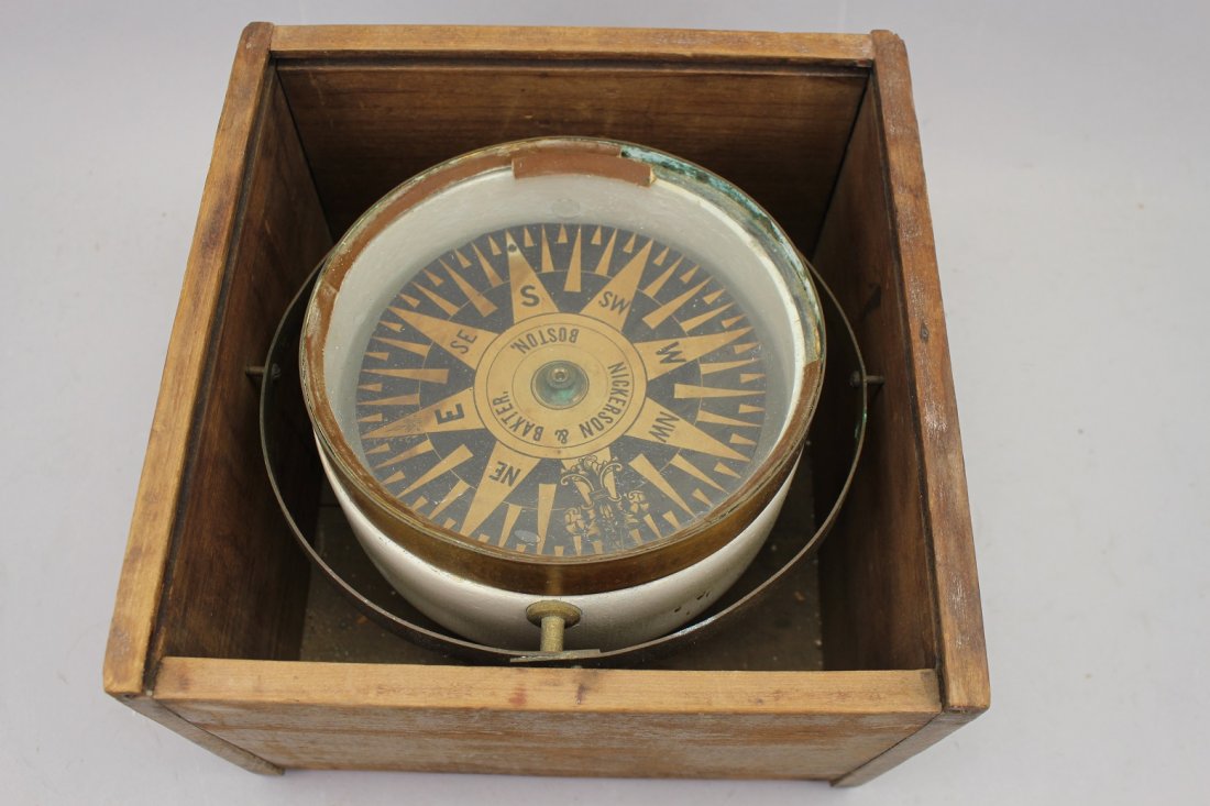 Nickerson & Baxter, Boston, Dry Card Compass in Box. (1 of 2)