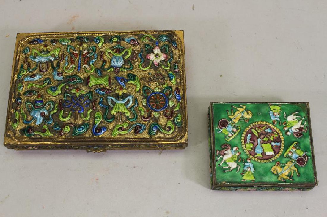 (2) Enameled Small Metal Boxes: (2) Enameled Small Metal Boxes. Largest Width: 6.5 in.