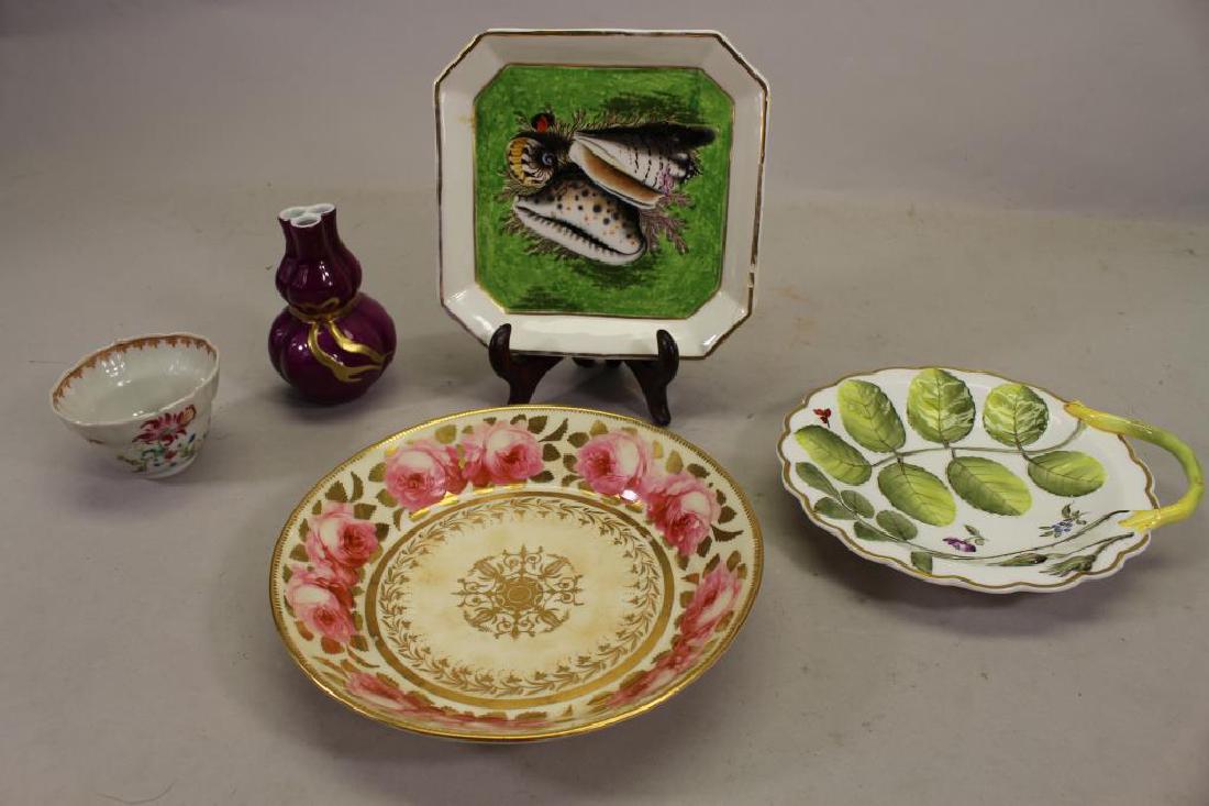 Lot of (5) Assorted Porcelain Pieces (1 of 4)