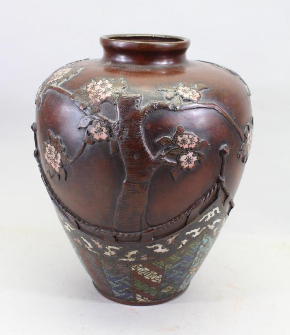Antique Chinese Bronze Cloisonne/Bird vase (1 of 7)