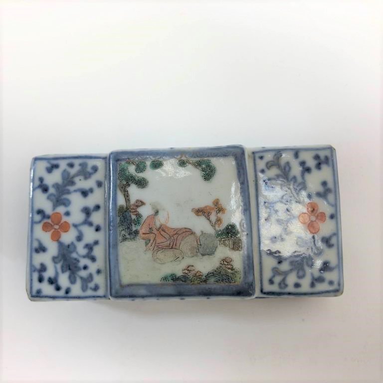 Chinese Blue/White Figural Ink Stand (1 of 5)
