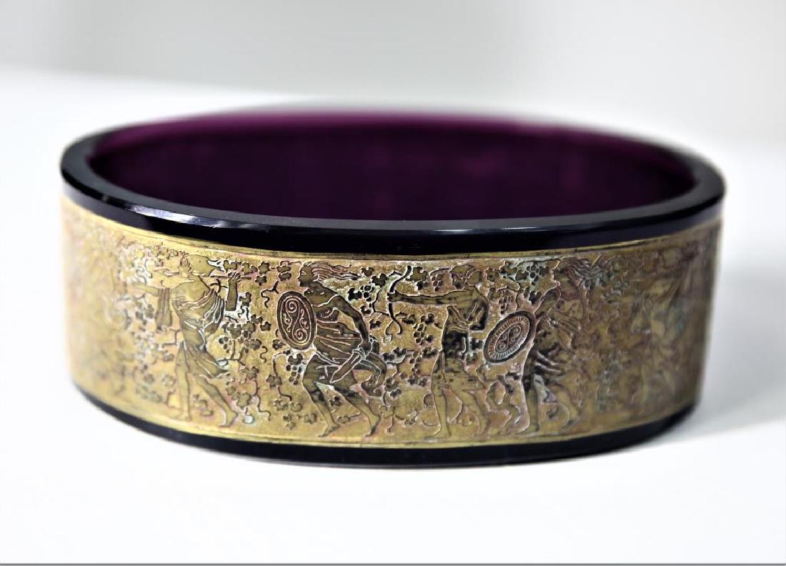 (1) Oval amethyst bowl (1 of 3)