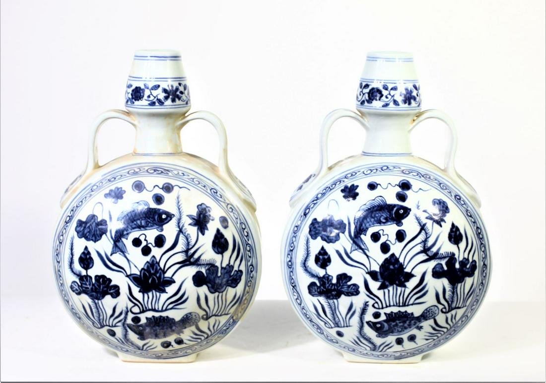 2 Chinese Blue & White Moon-flask Koi Vases: 2 Chinese Blue & White Moon-flask Koi Vases. 12 x 8 in Please contact Eamon at Premier Shipping and Crating for a quote to pack and ship at 941-358-9999 or email at info@premiershipment.com Size: 12 x