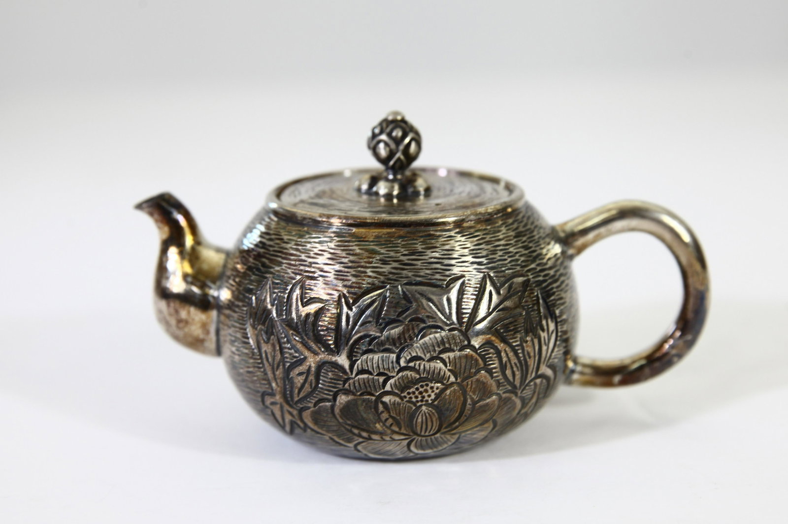 Pure Silver Teapot: Silver Teapot 3 x 5