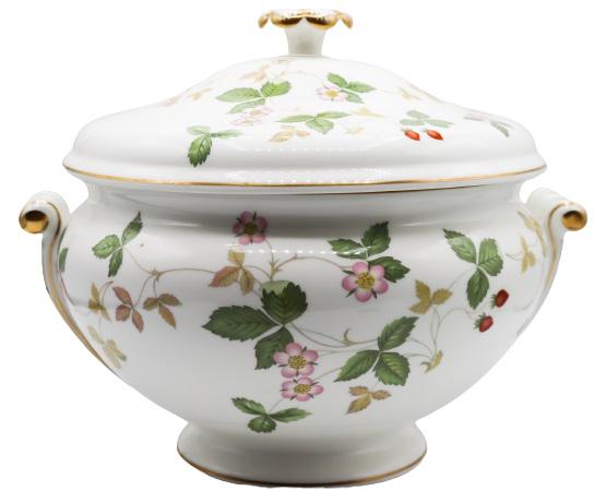 20th C Wedgwood "Wild Strawberry" Porcelain Tureen: Floral Porcelain Tureen with lid. Size 10 x 12 in.