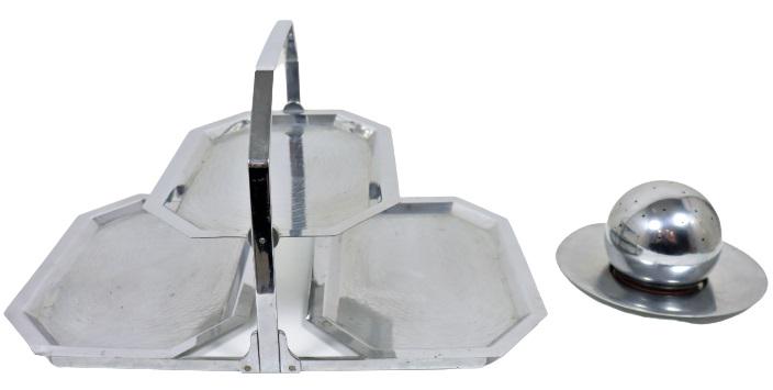 Vintage Art Deco Chase Server w. Chrome Tray (1 of 10)