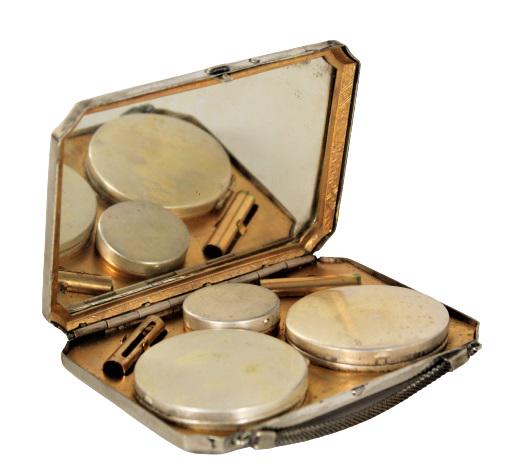 Antique Makeup Case & Mirror (1 of 9)